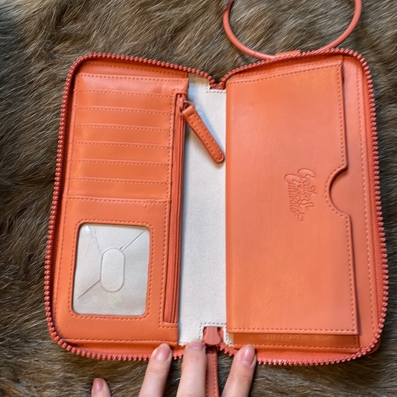 Create & Cultivate NWOT orange purse - Picture 4 of 4